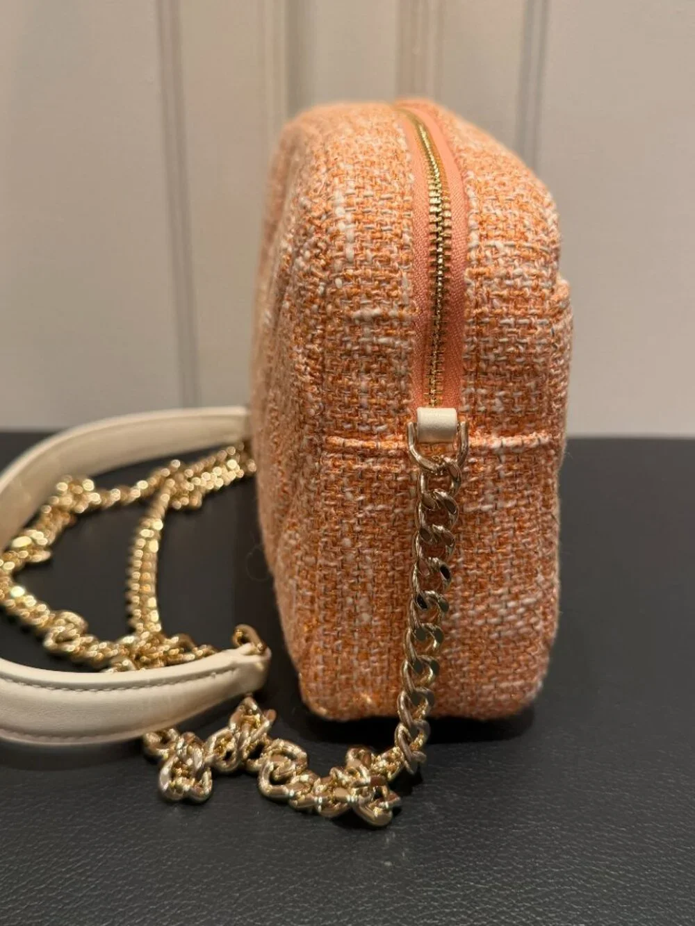 NWT Kate Spade Peach Carey Tinsel Tweed Mini Camera Bag - Picture 3 of 9